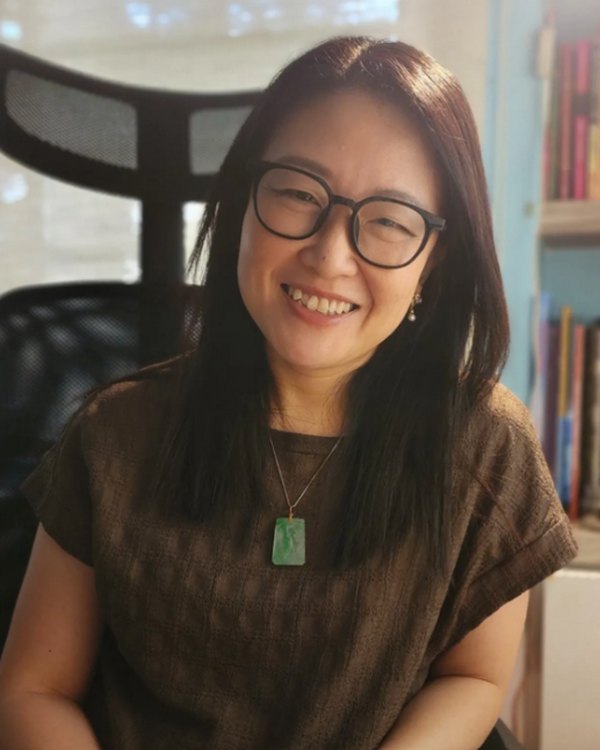 Trainer Yan Mei